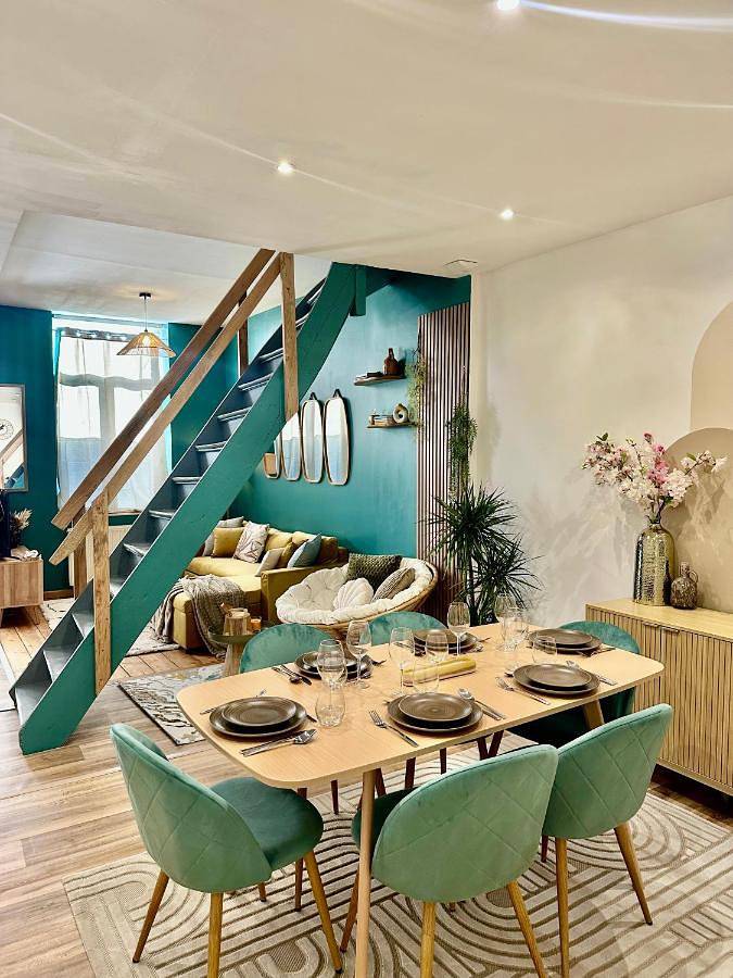 Location de vacances pour 7 personnes, avec vue à Croix (homonymie) - 3