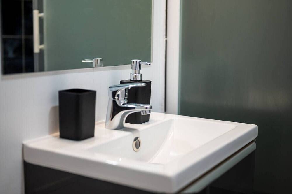 Apartamento entero, City pop sleeps 2 in Évreux, Región de Évreux