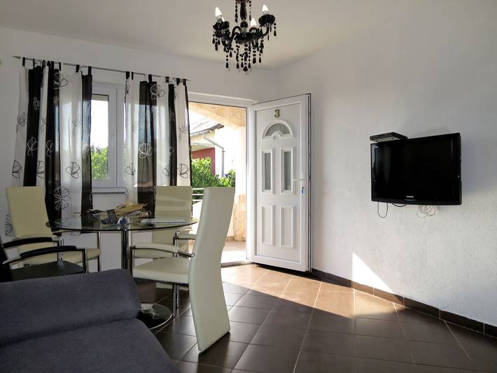Gîte pour 4 personnes, avec balcon, animaux acceptés à Tribunj - 3
