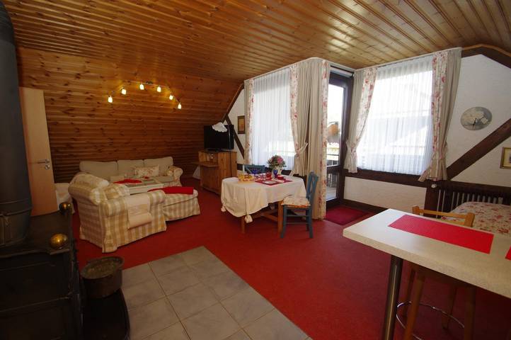 Ferienwohnung für 3 Personen, mit Sauna und Garten, kinderfreundlich in Hofbieber - 4