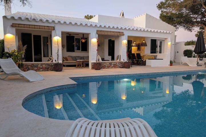 Villa for 9 people, with garden - 1