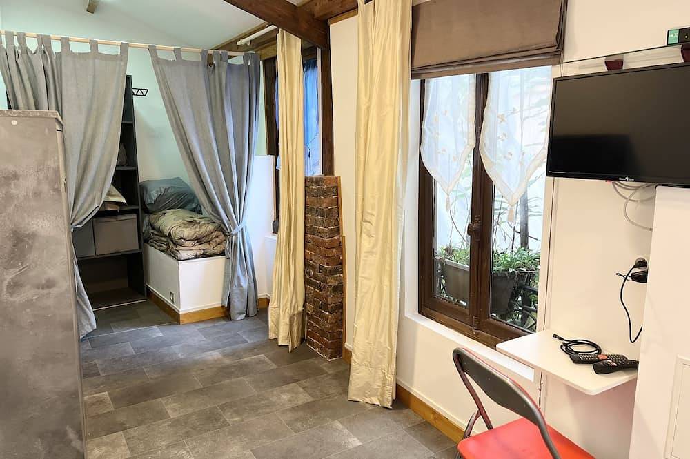 Entire apartment, Studio en Fonde Jardin, Centre-ville, à 20 Minutes de Paris in Villejuif, Val-de-Marne