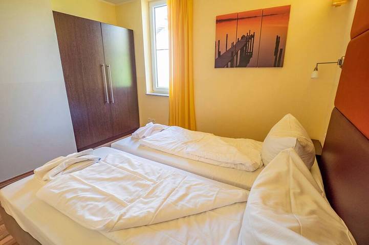 Ferienhaus für 6 Personen, mit Terrasse und Garten in Waren (Müritz) - 3