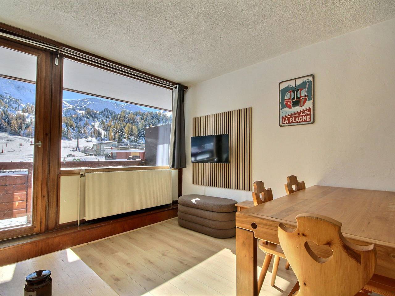 Appartement entier, Appartement sud 3 pièces 7 pers, animaux admis, balcon ski-in ski-out in Plagne Centre, La Plagne-Tarentaise