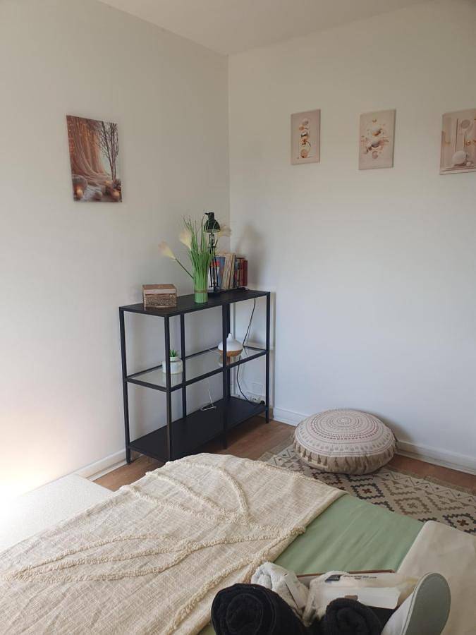 Appartement entier, One-Bedroom Apartment in Montigny-le-Bretonneux, Yvelines