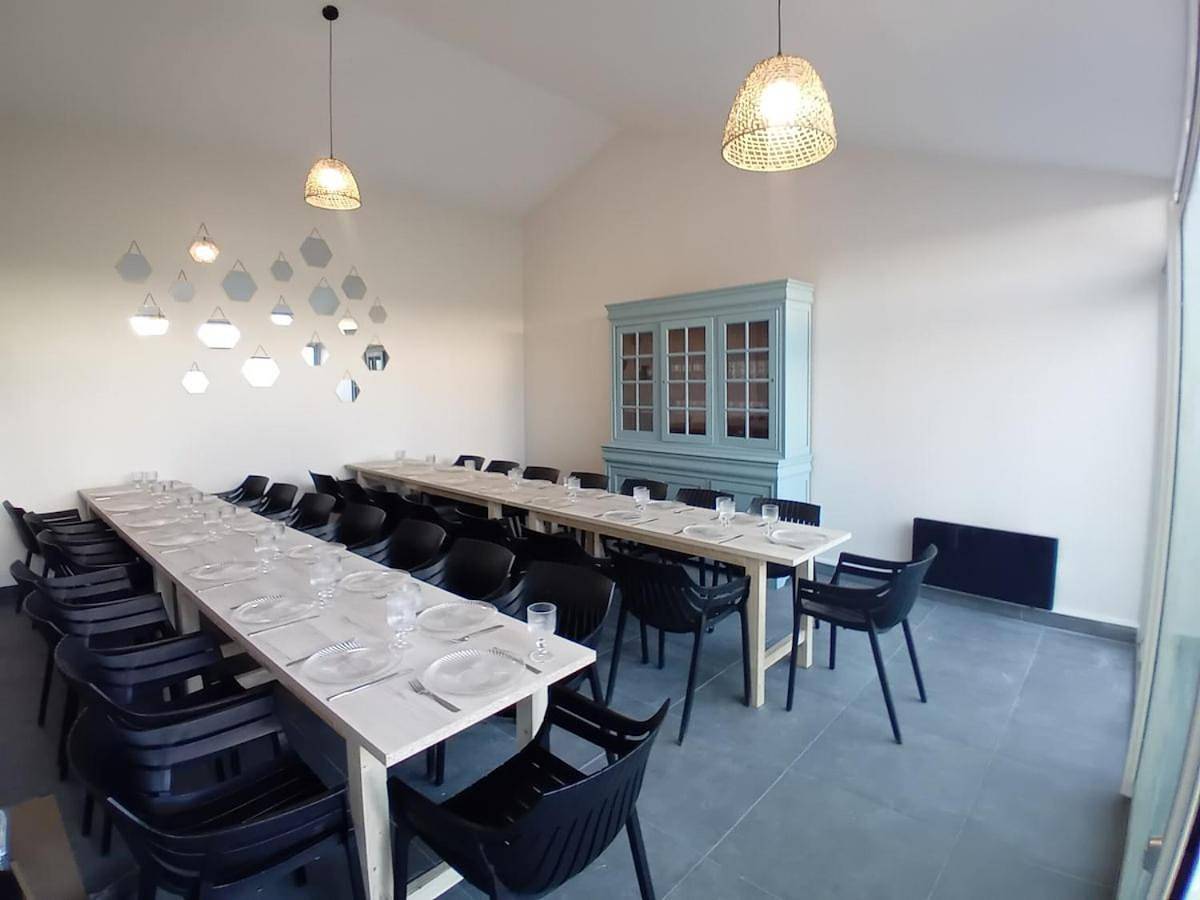 Maison avec Piscine privée intérieure chauffée toute l'année in Vouneuil-sous-Biard, Vienne (France)