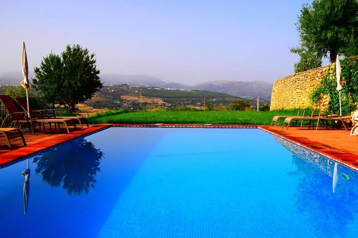 Chambre d’hôte pour 2 personnes, avec Terrasse ainsi que Jardin et Piscine à Ronda