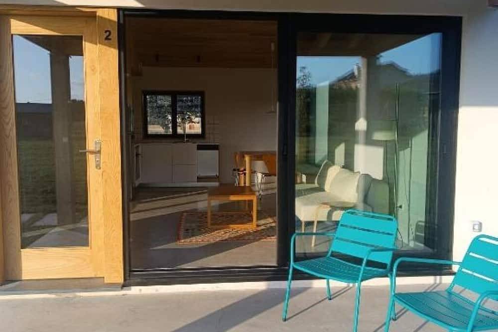 Entire apartment, Barrio del Norte: Two-bedroom apartment in Valdés, Costa Verde (Spain)