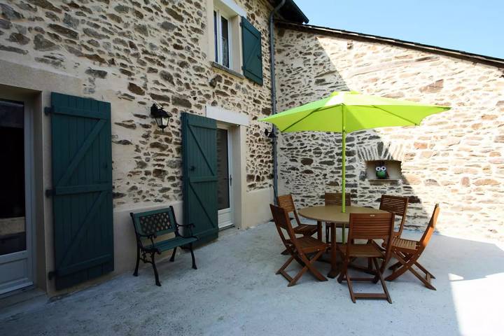 Gîte pour 6 personnes, avec jardin