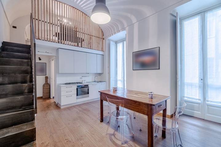 Apartamento entero, Apartamento de vacaciones para 5 personas con balcón/terraza in Turín, Provincia de Torino