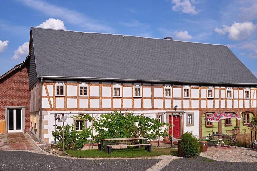 Ganze Wohnung, Ferienhaus Oberlausitzer Hof - Ferienwohnung Emma in Leutersdorf, Oberlausitz-Niederschlesien