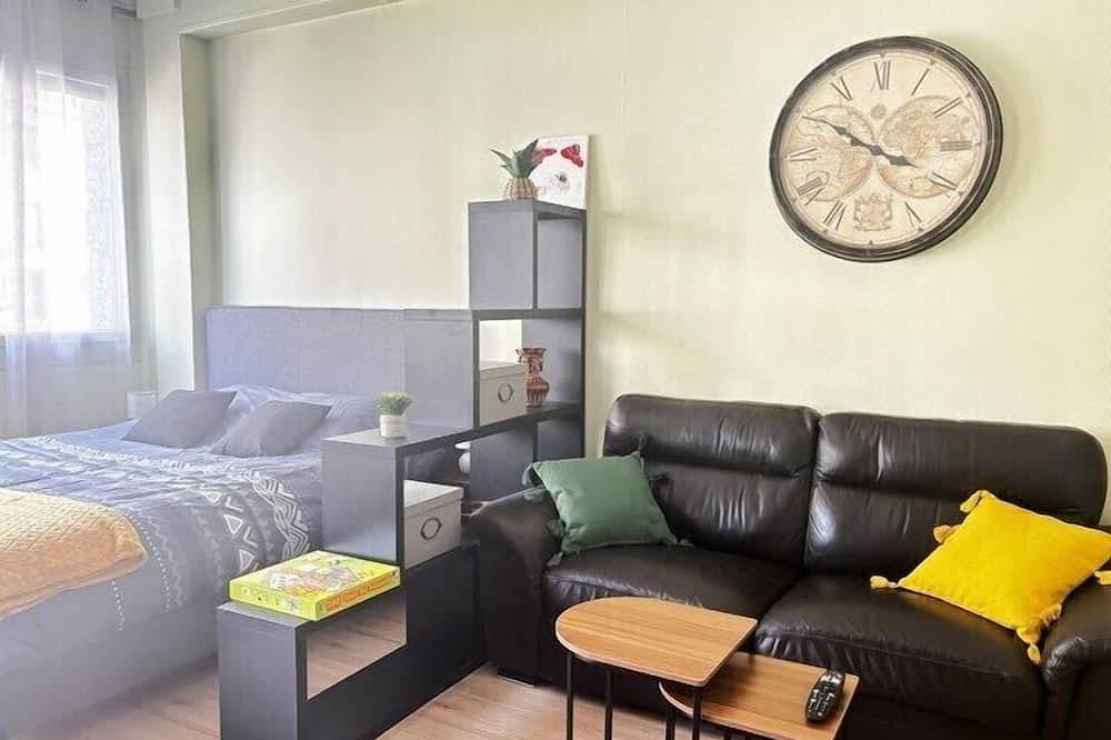 Entire apartment, Studio-Private Bathroom-Comfort in Saint-Claude (Jura), Parc naturel régional du Haut-Jura