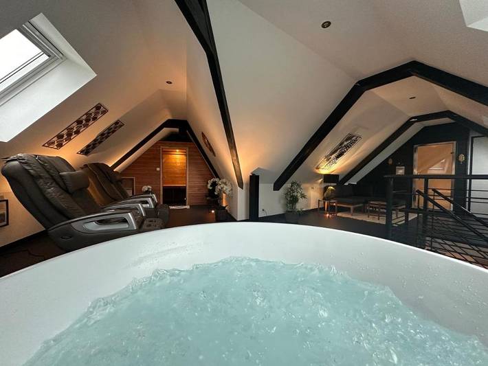 Vakantiewoning voor 2 personen, met sauna en whirlpool in Concarneau
