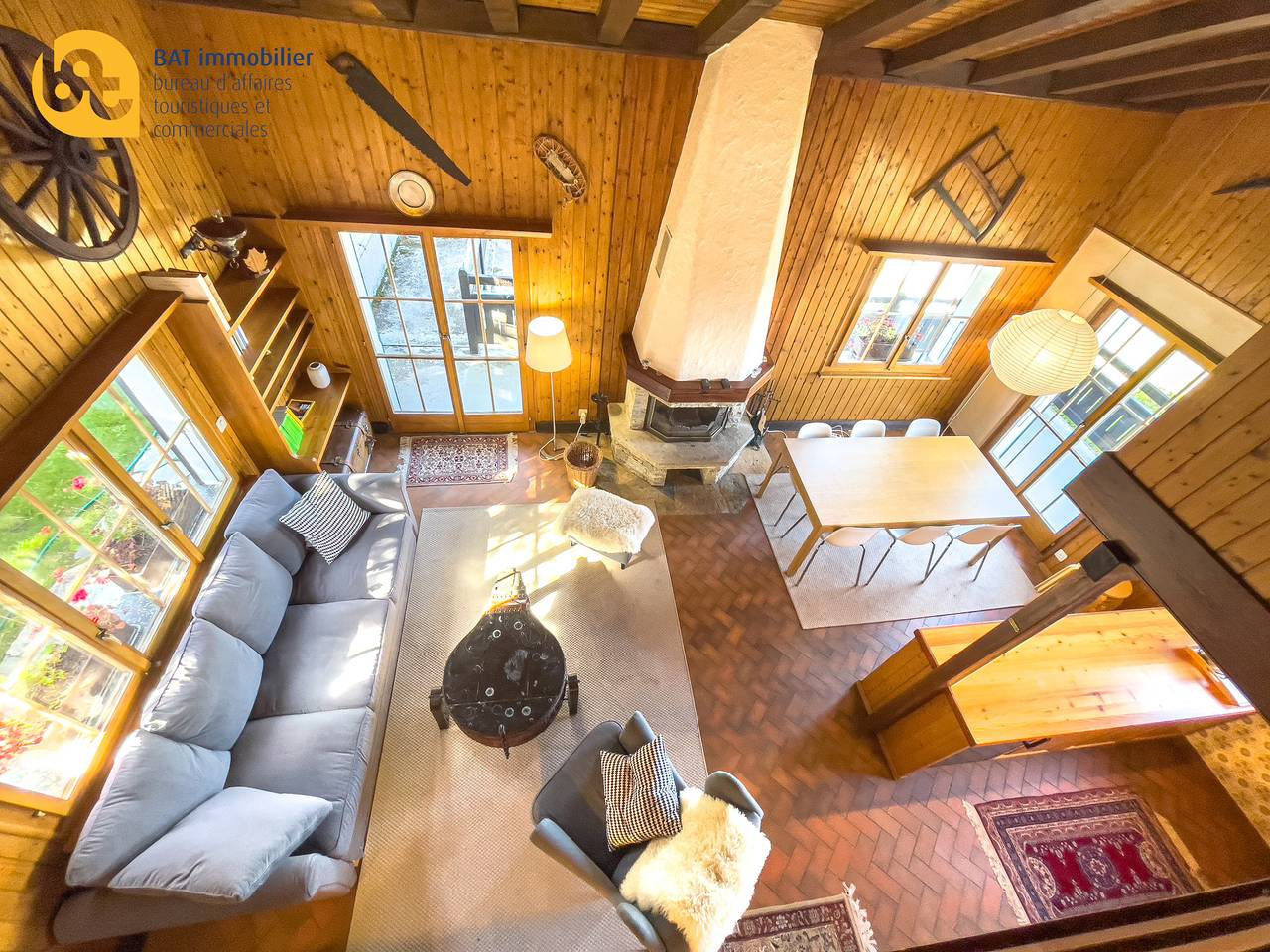 Apartamento entero, Sébaric n° 79, duplex in chalet with fireplace in Chalais (Suiza), Alpes del Valais