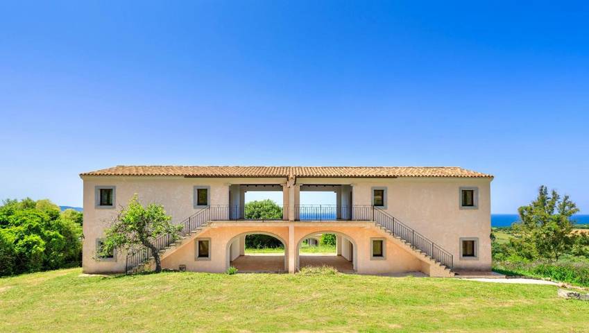 Appart’hôtel pour 4 personnes, avec terrasse et piscine, animaux acceptés