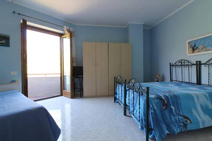 Location de vacances pour 14 personnes, avec jardin et vue, animaux acceptés à Manfredonia - 3