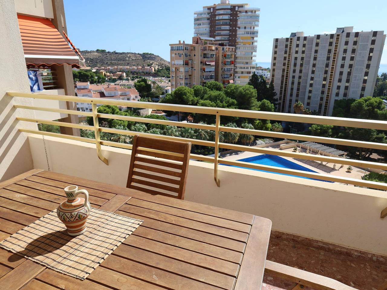 Ganze Ferienwohnung, Ferienwohnung für 5 Personen mit Pool in El Cabo de las Huertas, Alicante