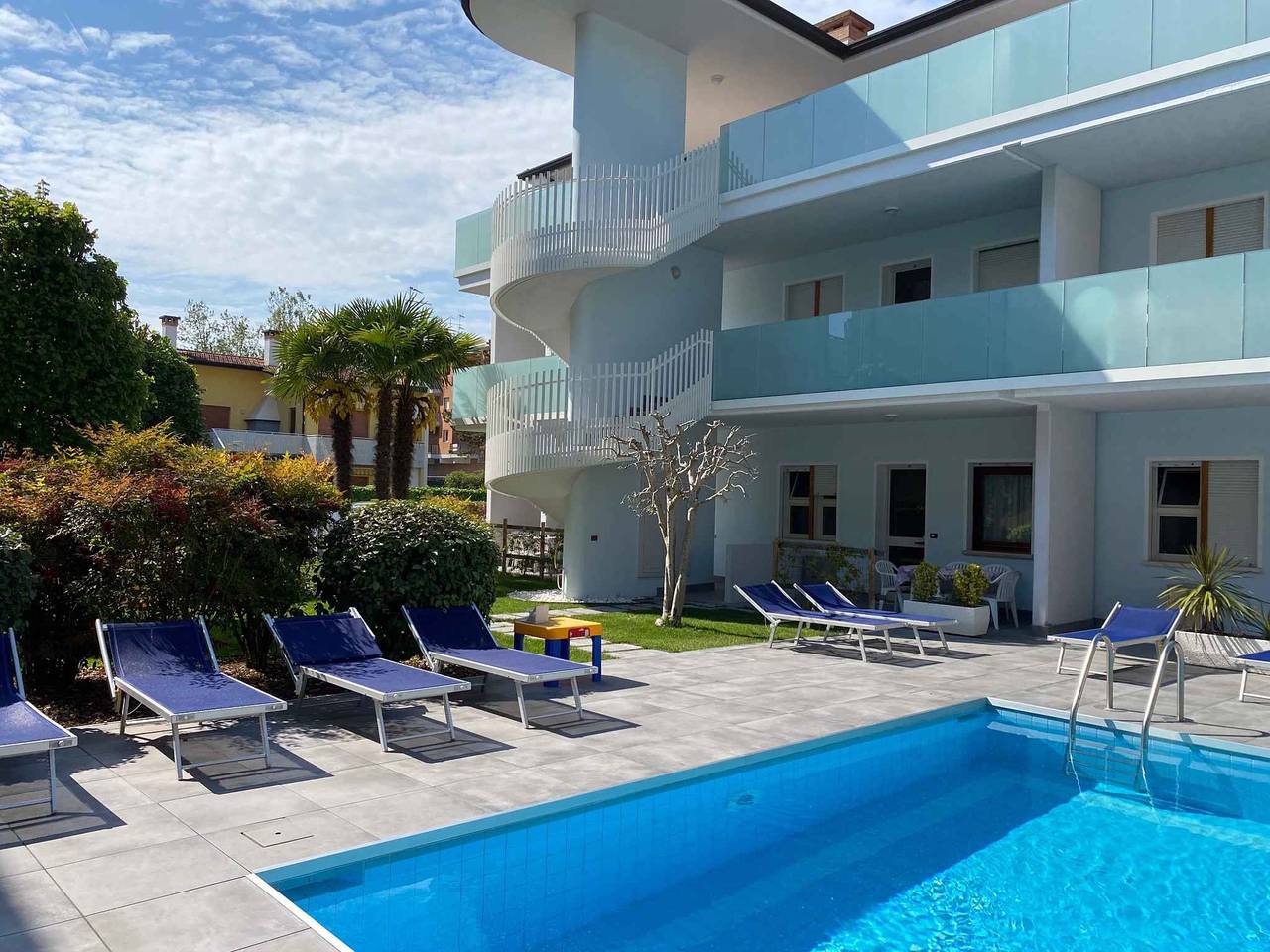 Entire vacation apartment, Holiday apartment with communal pool and air conditioning  in Bibione, Venice Province