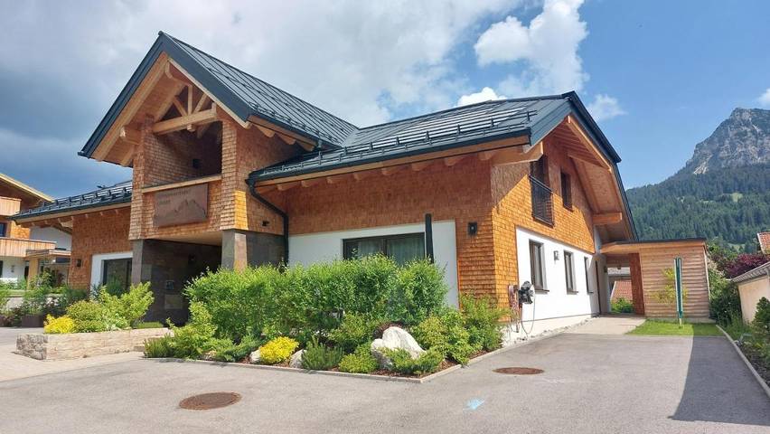 Vakantiewoning voor 4 personen, with Terras and Tuin as well as Uitzicht in Tannheim