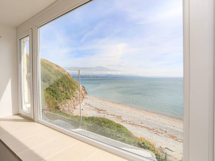 Holiday home for 6 people, with pets in Criccieth