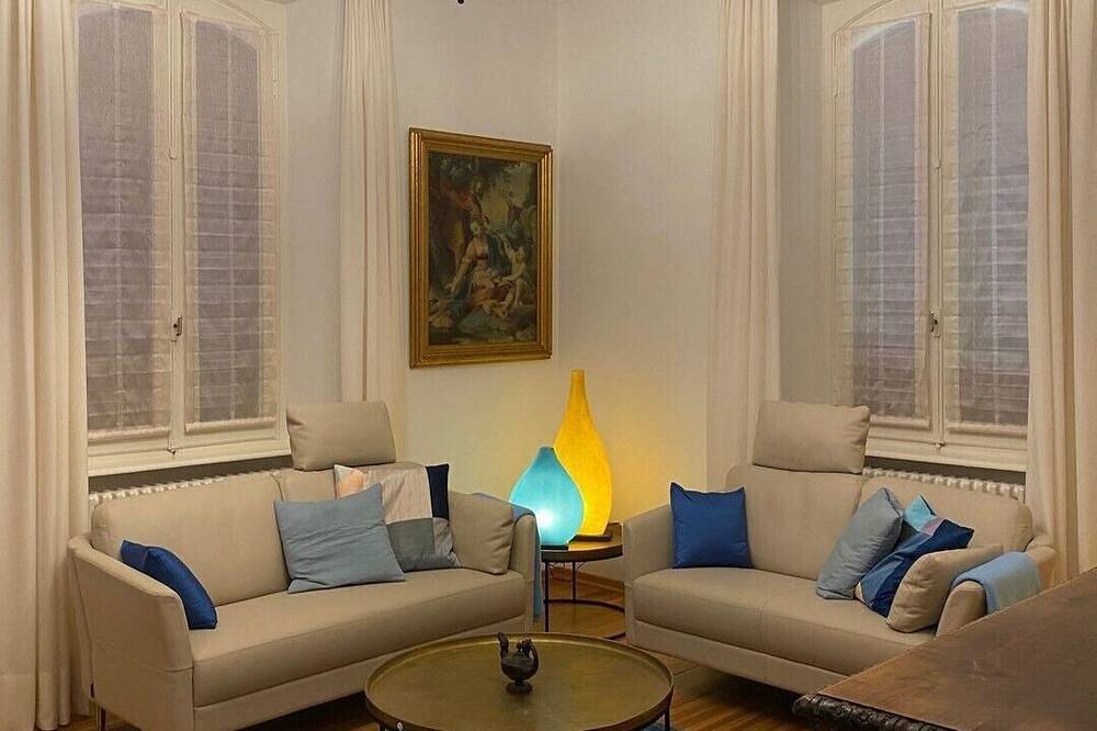 Ganze Wohnung, Altstadtwohnung im Herzen der Tessiner Hauptstadt – ideal für einen stilvollen C in Bellinzona, Lepontinische Alpen
