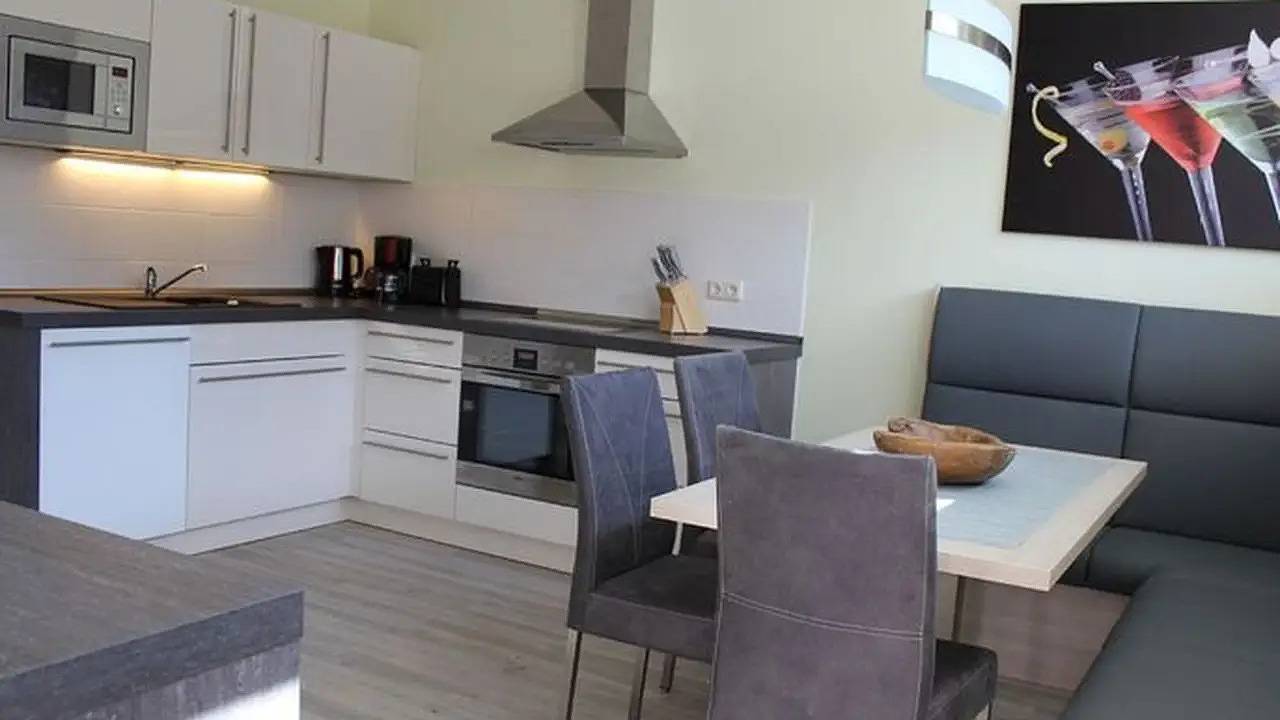 Ganze Ferienwohnung, Ferienwohnung für 6 Personen (130 m²) in Insel Hiddensee in Hiddensee, Vorpommern-Rügen