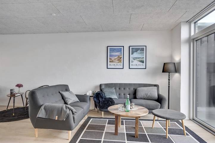 Ferieudlejning for 6 personer, med Terrasse og Jacuzzi samt Sauna i Hune