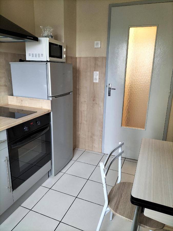 Gîte pour 2 personnes, avec vue, animaux acceptés à Sochaux (Doubs)