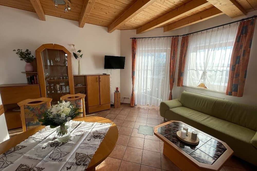 Ganze Wohnung, Ferienwohung für 4 Personen (80 qm) mit Balkon in Neualbenreuth, Ostbayern