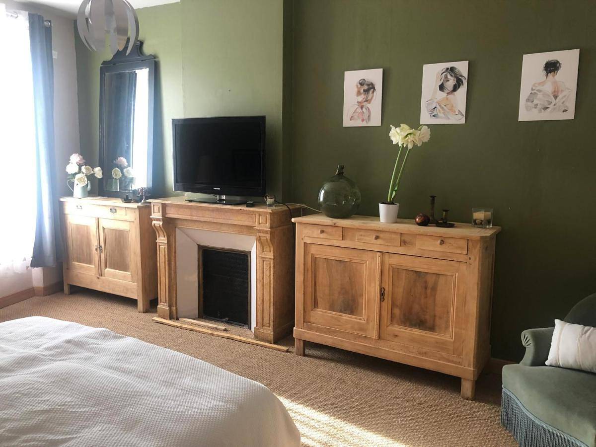 Double Room with Private External Bathroom in Cazouls-lès-Béziers, Côte méditerranéenne (France)