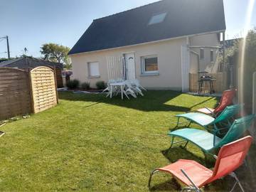 Gîte pour 2 personnes, avec jardin à Kermaria-Sulard