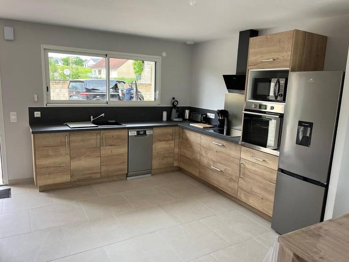 Gîte pour 5 personnes, avec terrasse dans Authume