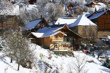 Chalet pour 18 personnes, avec sauna ainsi que jacuzzi et jardin à Villard-Reculas