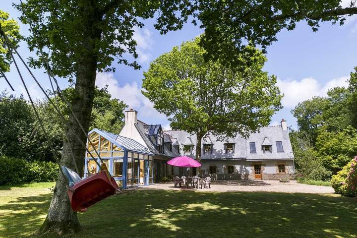 Gîte pour 10 personnes, avec jardin