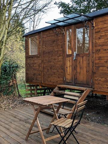 Chambre d’hôte pour 2 personnes, avec vue et terrasse à Montreuil