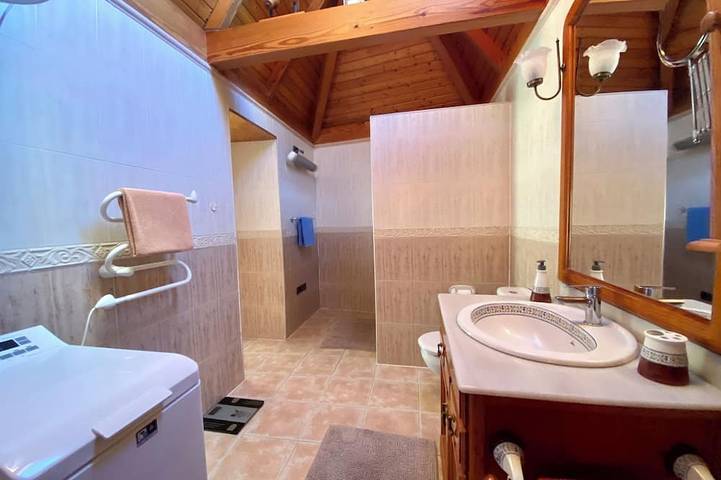 Dreamy Canarian Casita with Huge Terrace, Sauna and Spectacular Views in La Vega (Canary Island), Icod de los Vinos