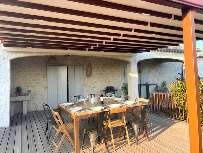 Location de vacances pour 8 personnes, avec piscine et jardin, adapté aux familles à Mollans-sur-Ouvèze - 3
