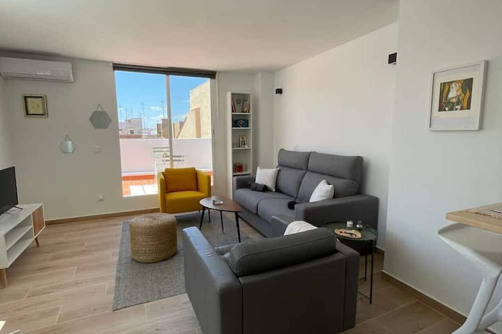 Apartamento entero, More then a bright studio in Godella, Costa de Valencia