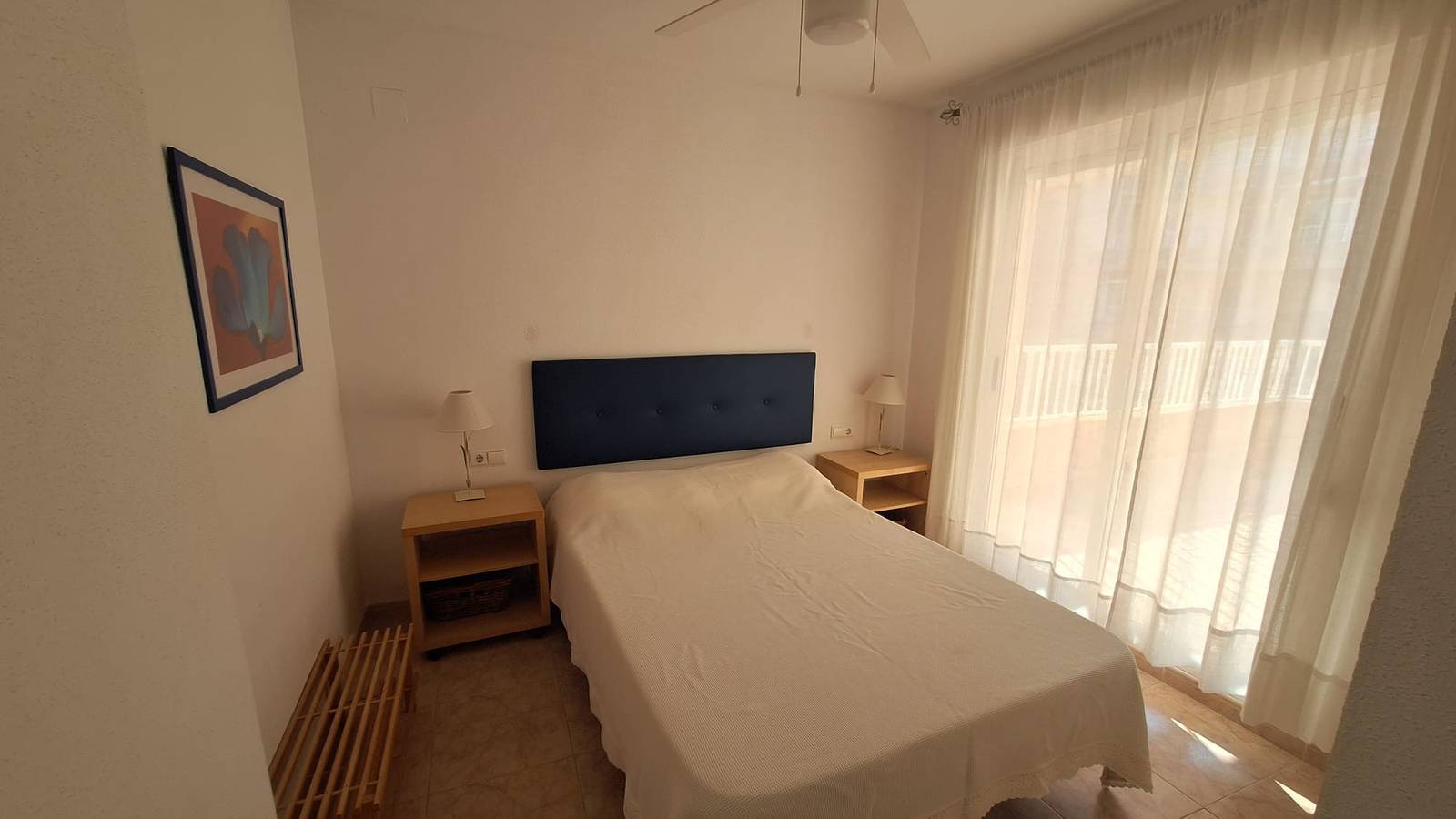 Apartamento entero, Parquemar Iii-Iv bl.I esc.B 4º pta.8 Solo Familias in Playa Xeraco, Jaraco