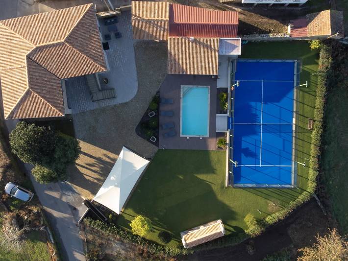 Pensão para 12 pessoas, com Jardim e Piscina no Região Norte