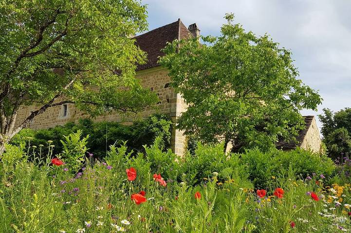 Maison de vacances pour 9 personnes, avec jacuzzi et jardin ainsi que sauna et piscine à Cénac-et-Saint-Julien