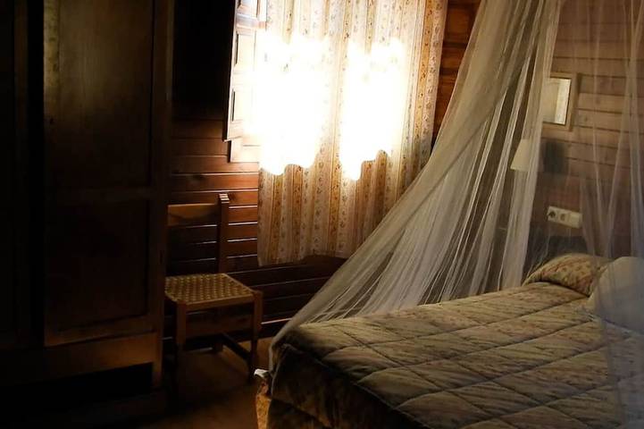 Capacité de 2 à 16 personnes en maison rurale, maison pour 12 personnes et 2/4 personnes in San Carlos del Valle, La Mancha