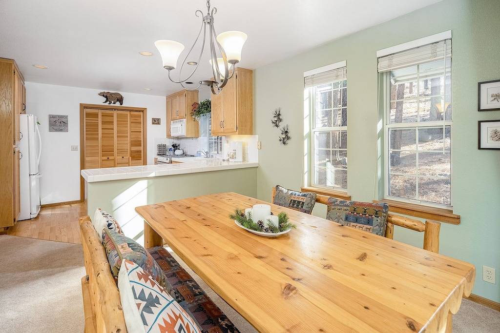 Wooded Alpine Oasis with Sunroom, Fireplace, Shared Hot Tub/Pool/Sauna/Tennis in Northstar California