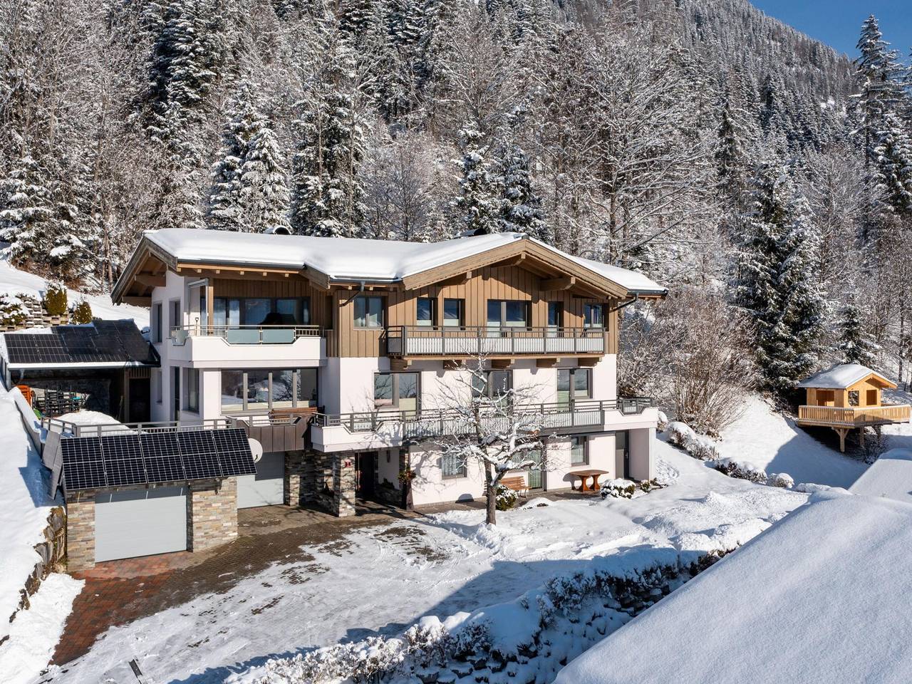 Ganze Wohnung, Idyllische Ferienwohnung, Garten und Bergblick in Sankt Jakob in Haus, Kitzbüheler Alpen