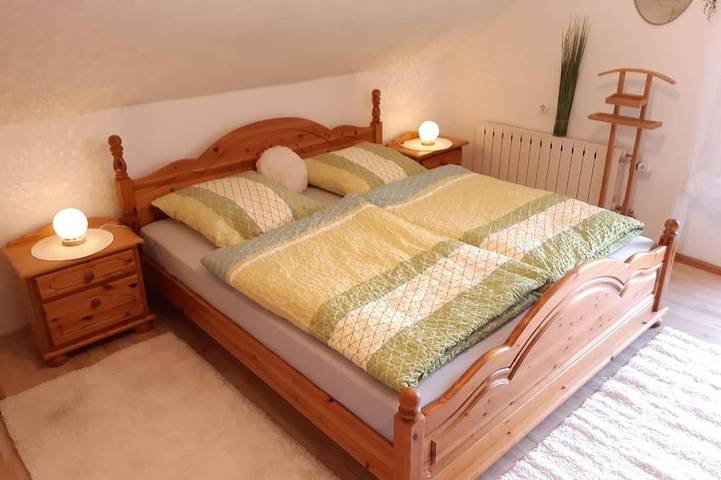 Ferienwohnung für 6 Personen, mit Balkon und Garten