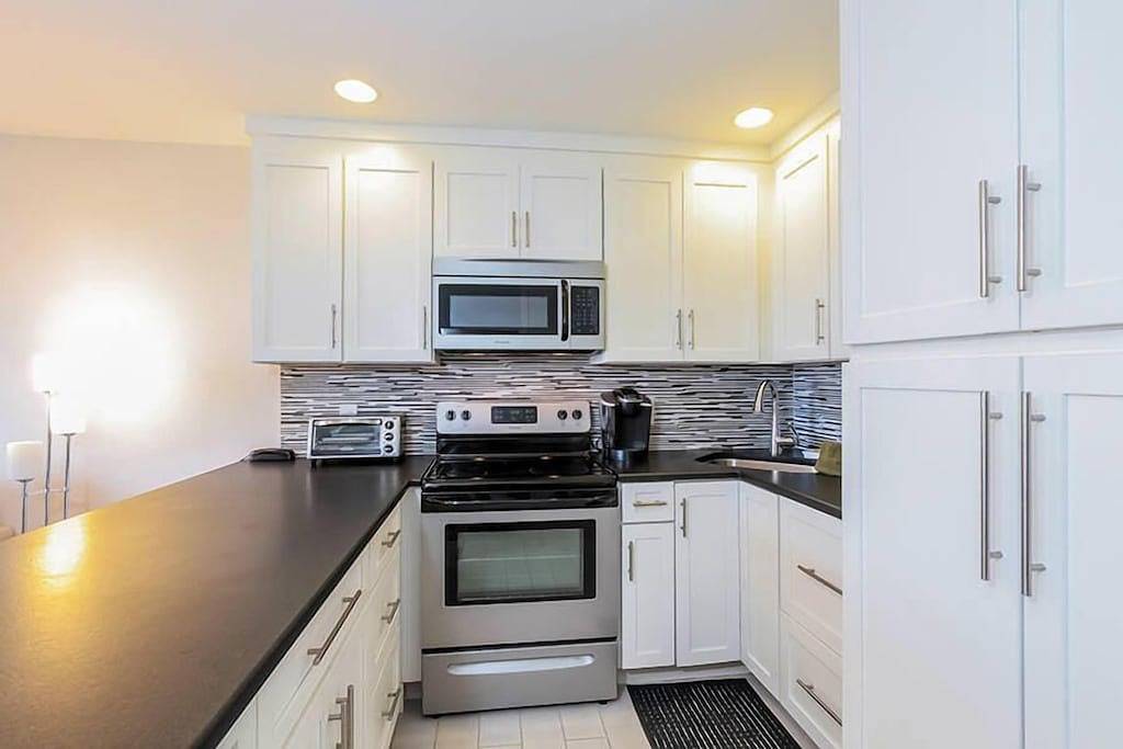 Ganze Wohnung, 🏖️Private Ground Floor Corner Unit | Ac & Hawaiian Ocean Views in Komohana Kai, Alii Kai