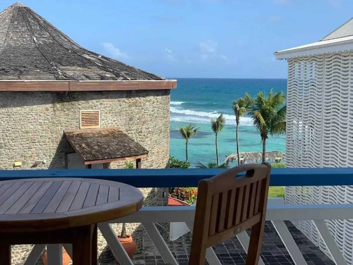 Location de vacances pour 2 personnes, avec balcon et piscine à Saint-François