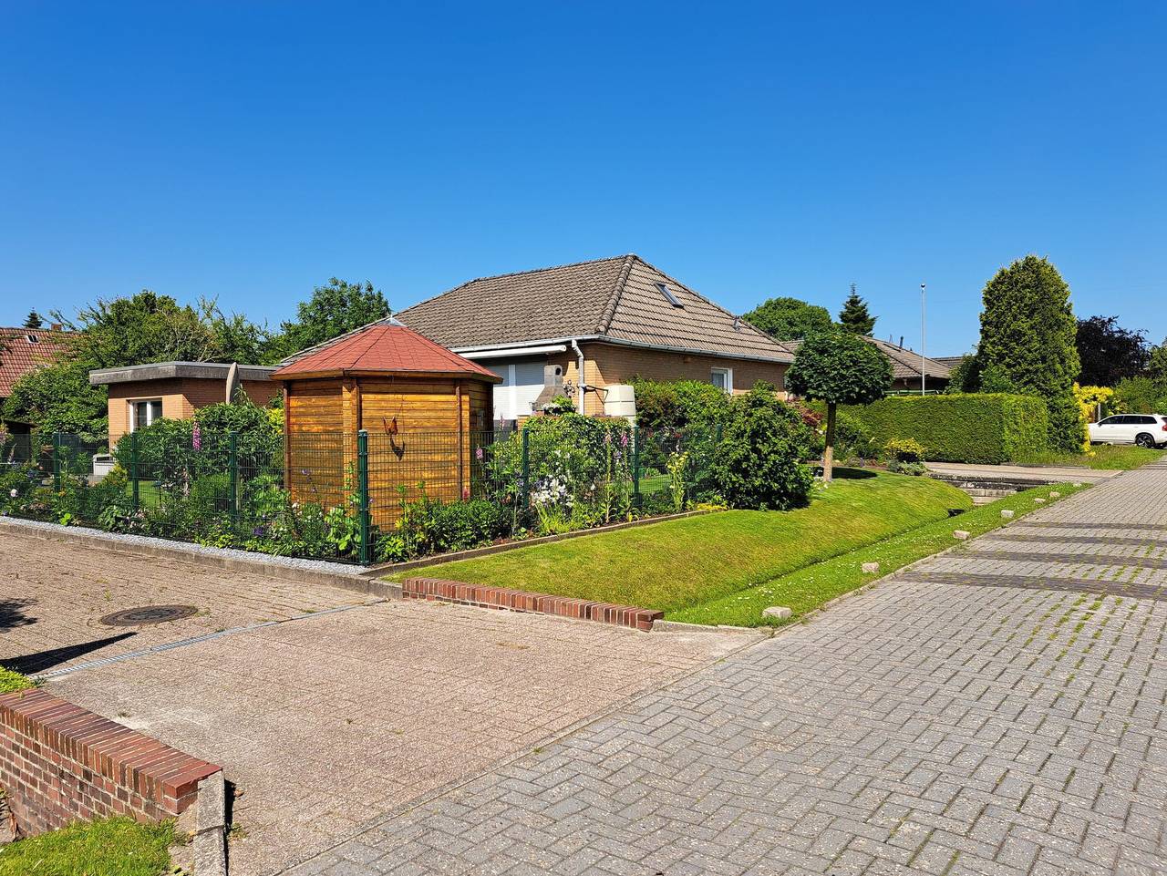 Ganze Ferienwohnung, 214 Ferienwohnung - Willig - 214 Ferienwohnung in Rüstersiel mit Außensitzplatz in Rüstersiel, Wilhelmshaven