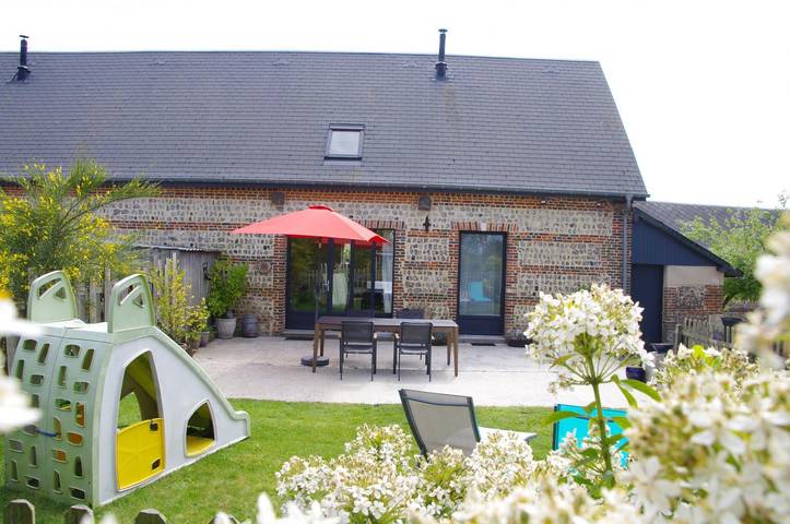 Gîte pour 7 personnes, avec jardin et terrasse à Saint-Jouin-Bruneval