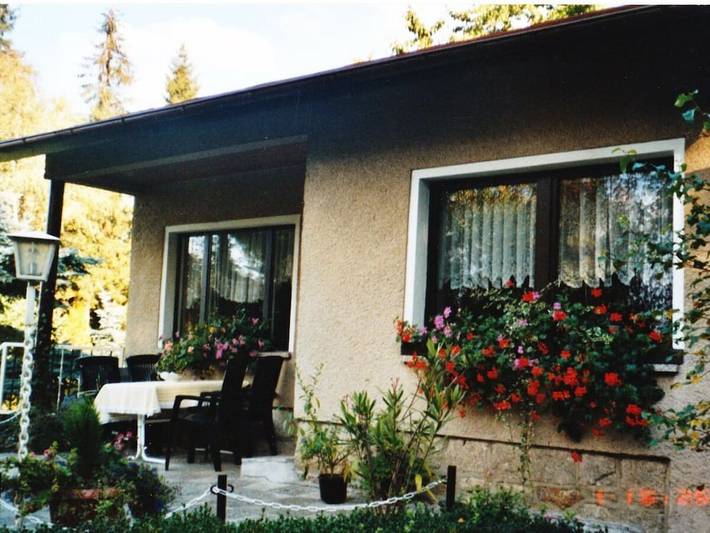 Ferienhaus für 4 Personen, mit Terrasse und Garten in Auerbach